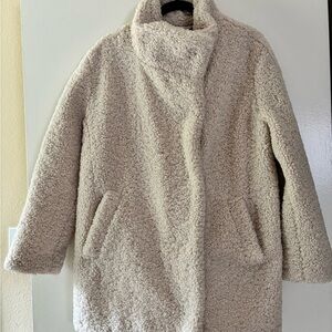 Banana Republic Women’s Cream Teddy Coat